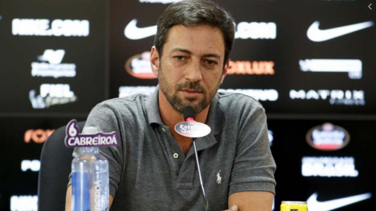 Duílio elogia elenco do Corinthians e descarta reforços: ‘Não existe previsão’
