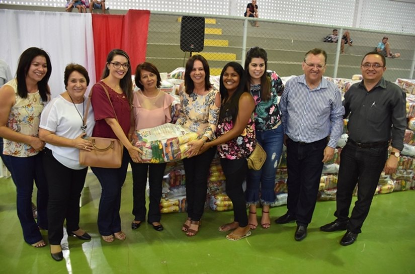 Prefeitura de Santana do Ipanema entrega 577 cestas nutricionais nesta 3ª