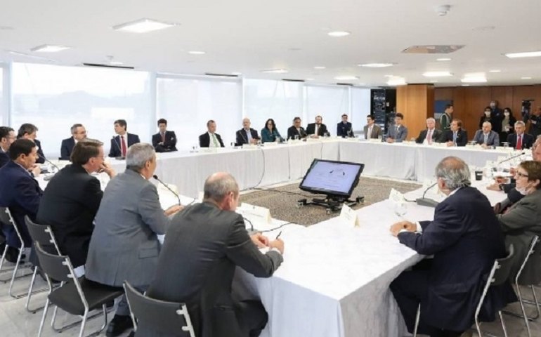 Advogados de Moro dizem que vídeo confirma interferência de Bolsonaro na PF