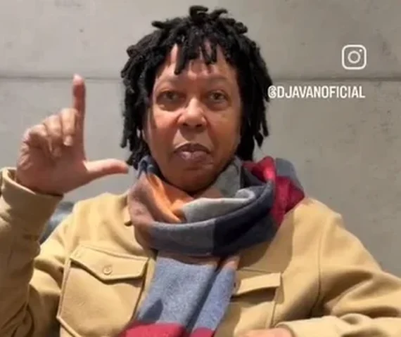 Djavan declara voto em Lula: “Pela democracia e por justiça social”