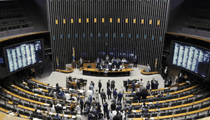 https__img.migalhas.com.br__SL__gf_base__SL__empresas__SL__MIGA__SL__imagens__SL__2025__SL__09__SL__17__SL__cropped_sfew5xin.1ac.png._PROC_CP65 / Foto: Imagem: Kayo Magalhães/ Câmara dos Deputados
