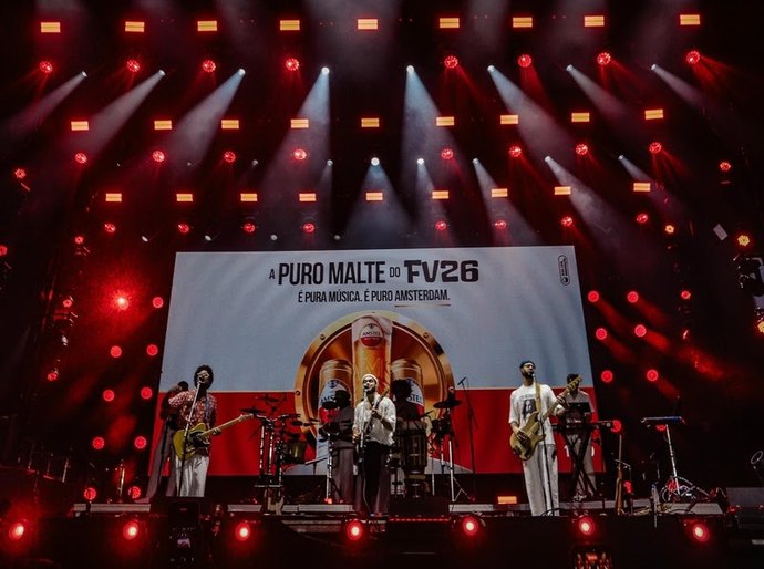 Festival de Verão: Amstel promove Momento Amstel com show inédito dos Gilsons em Salvador