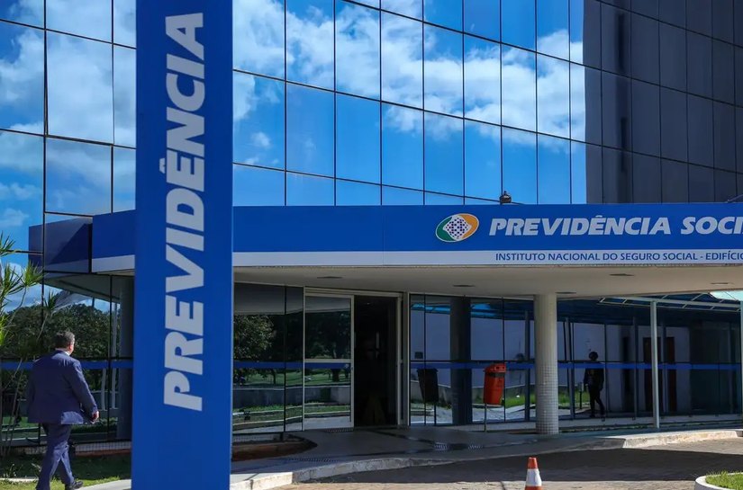 AGU pede homologação de acordo para INSS devolver descontos ilegais