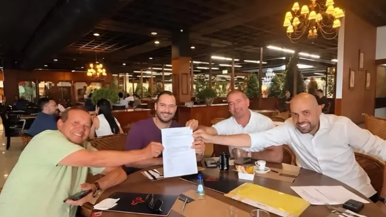 Rafael Tenório registra chapa nesta segunda-feira e desponta como favorito para assumir o CSA