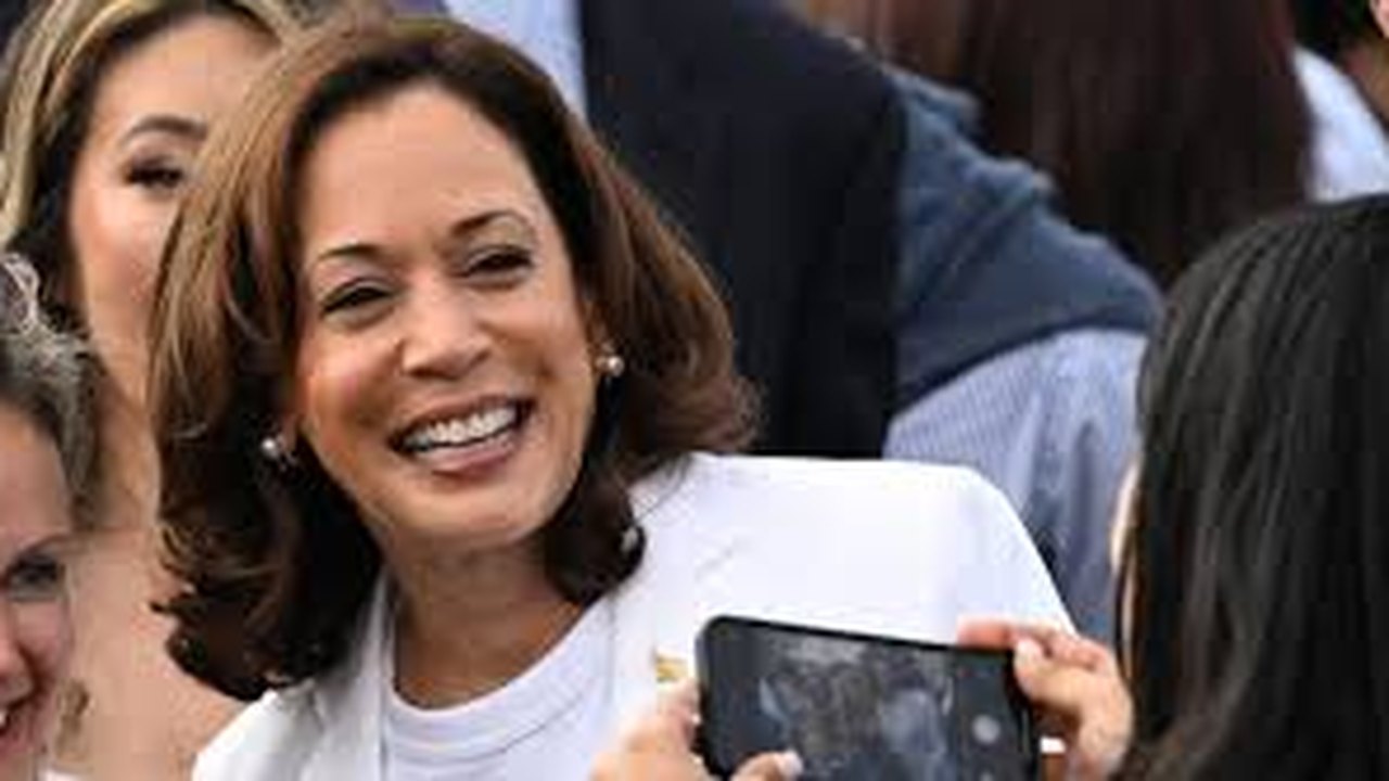 Kamala Harris, vice dos EUA, promete total apoio à Ucrânia para alcançar paz