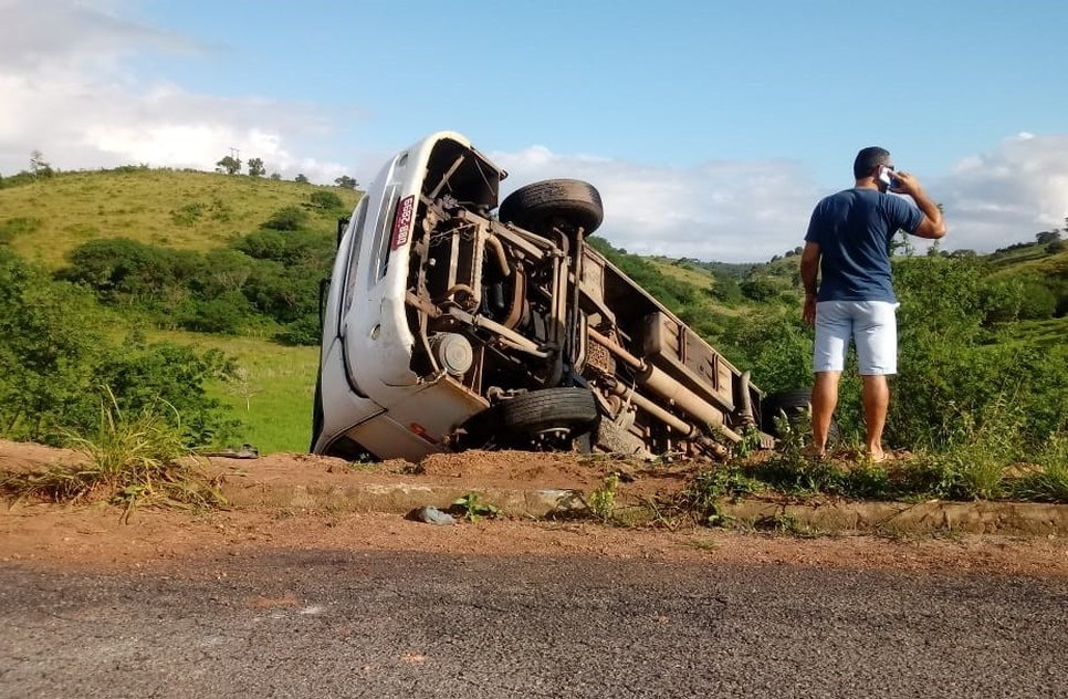capotamento em Rodovia