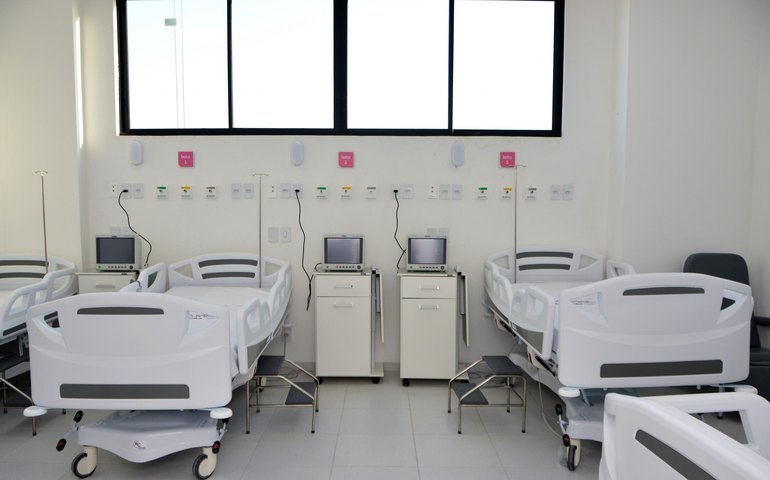 Governador assina ordem de serviço para retomada da obra do Hospital Metropolitano do Agreste nesta quinta-feira