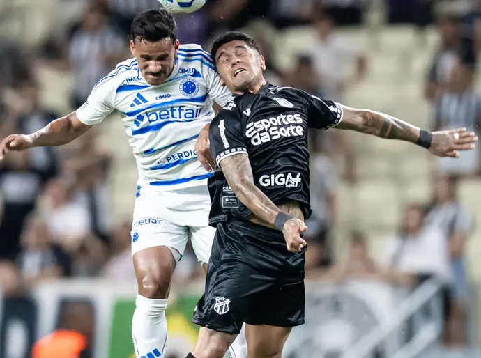 Cruzeiro empata com Ceará e sai da briga pelo título do Brasileirão