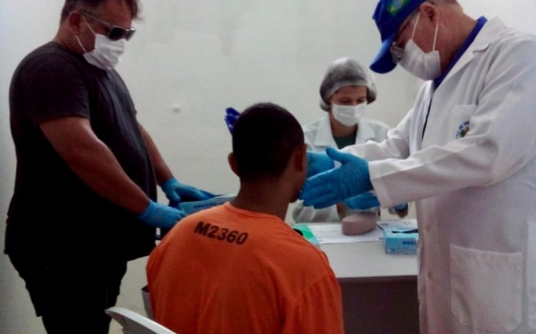 Polícia Científica coleta material genético de condenados no sistema penitenciário