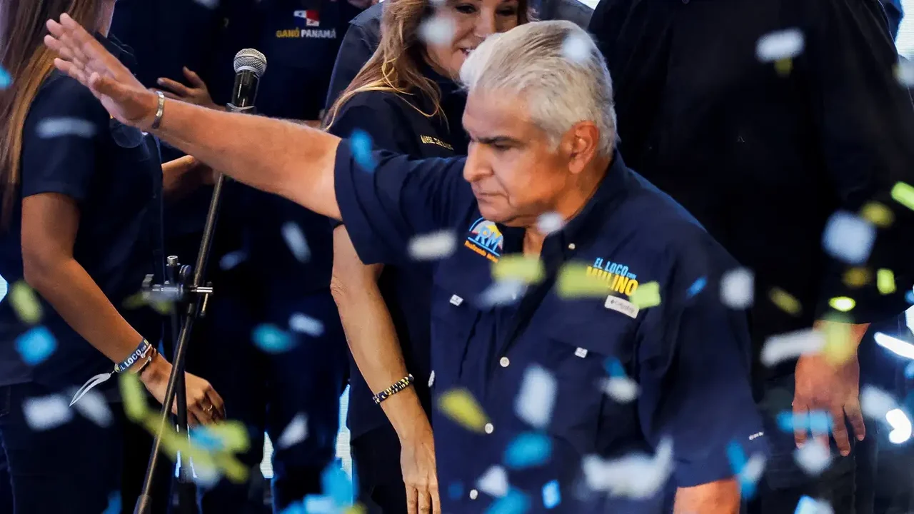 Panamá efetiva saída da nova rota da seda