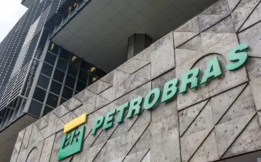 Quanto ganham o presidente da Petrobras e executivos de outras estatais?