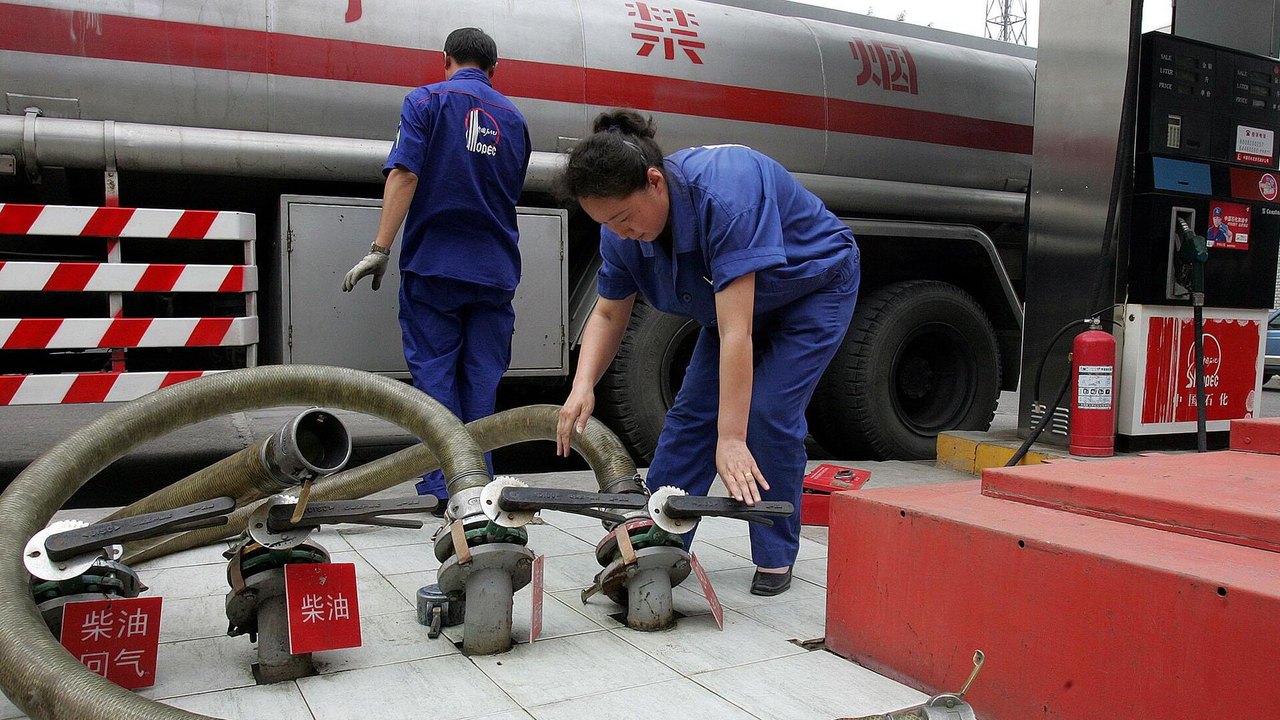 Novos centros petroquímicos mundiais vão surgir na Ásia-Pacífico até 2030, avalia especialista