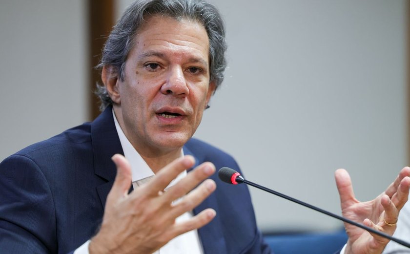 Haddad desmente fake news sobre taxa para veículos com mais de 20 anos