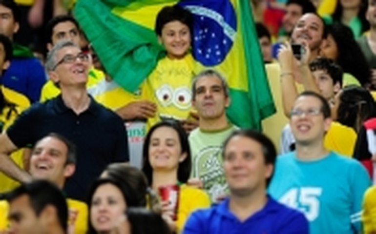Crianças só poderão ir a jogos da Copa com maiores de 18 anos