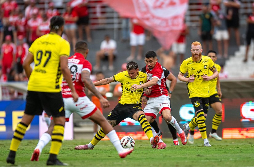 Em jogo movimentado, CRB perde para o São Bernardo por 3 a 2 em casa
