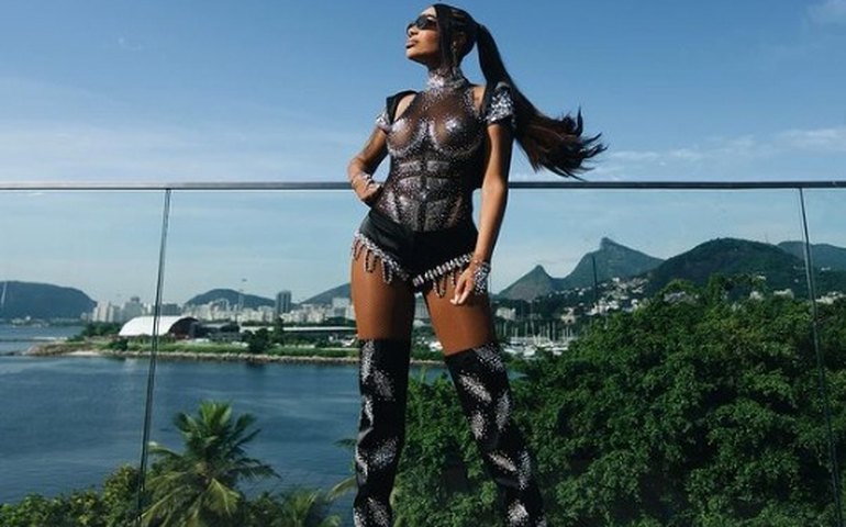 Ludmilla fala após problemas com calor em bloco de carnaval: 'Dor no coração'