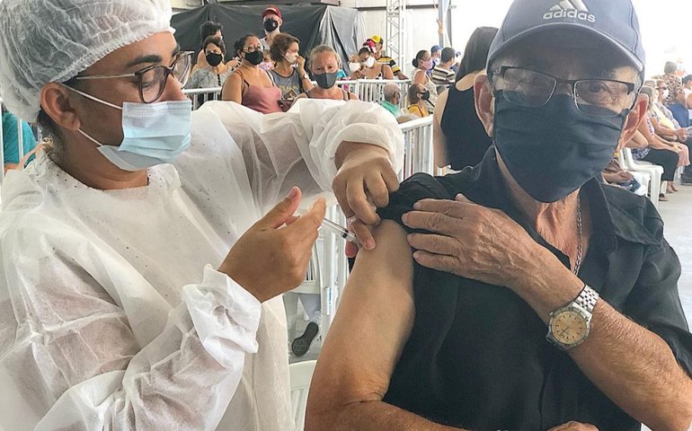 Covid-19: Maceió inicia vacinação para idosos a partir de 75 anos