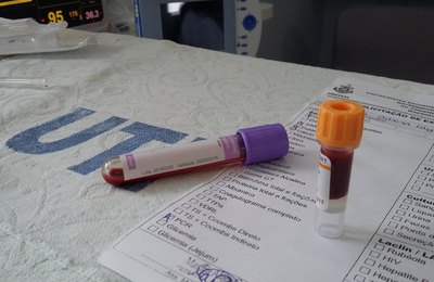 Junho Vermelho: recém-nascidos da UTI Neonatal são os principais recebedores de sangue na Maternidade Escola Santa Mônica