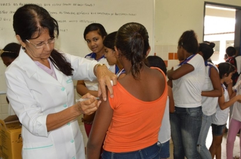 Sesau alerta sobre a baixa cobertura vacinal contra o HPV