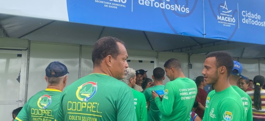 Trabalhadores aproveitaram a oportunidade para atualizar vacinas, realizar testes rápidos e receber outros atendimentos. Tháchyna Lorena(estagiária)/Ascom Alurb