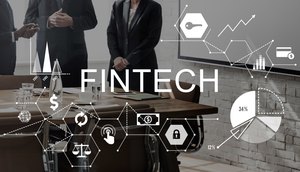 fintech-investment-financial-internet-technology-concept / Foto: Freepik