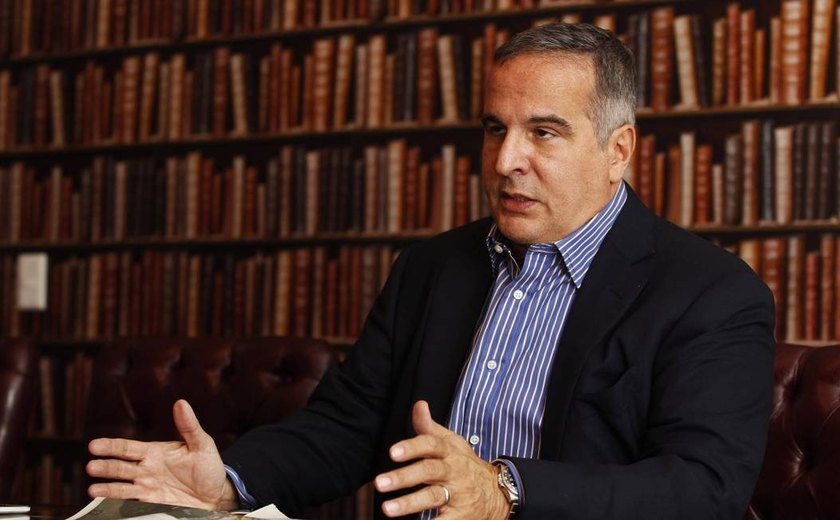 Para Bolsonaro, sobrevivência do governo está na eleição do Congresso, diz Aragão