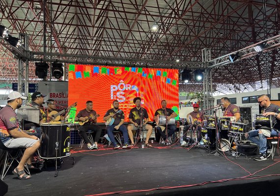 Samba de Periferia foi uma das primeiras atrações do Festival Pôr Do Sol Cultural