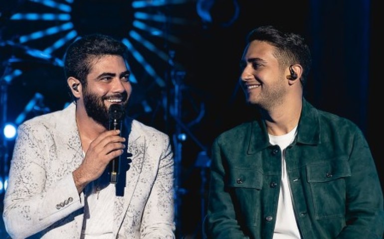 Henrique e Juliano tranquilizam fãs após queda de helicóptero da família: 'Só dano material'
