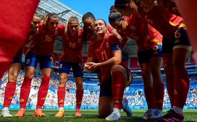 Espanha desperdiça pênalti nos acréscimos e perde o bronze para a Alemanha no futebol feminino