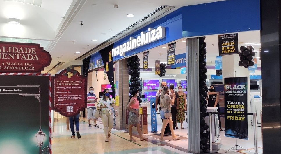 thumbnail_Lojas dos shoppings Jardins e RioMar oferecem descontos de até 70%.jpg / Foto: Assessoria de comunicação