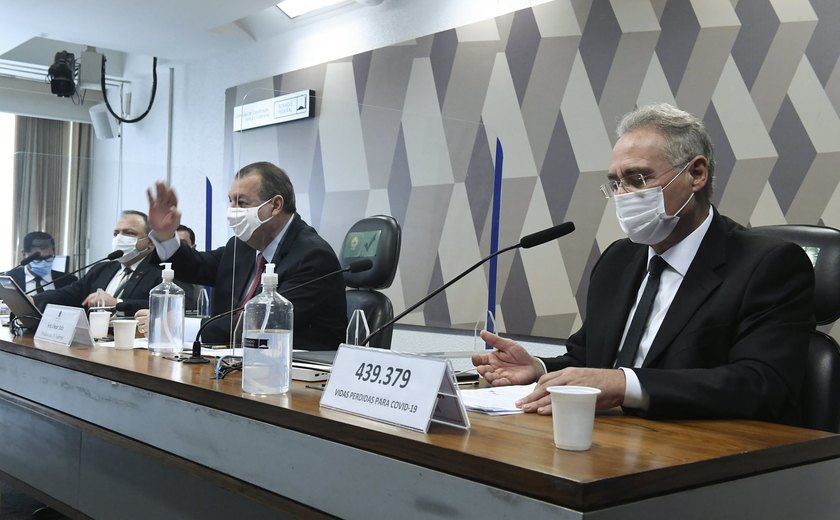 CPI convoca juristas para levantar crimes de Bolsonaro na pandemia