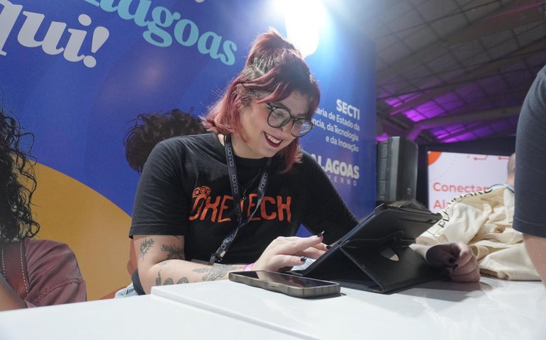 Governo de Alagoas promove ações para fortalecer o ecossistema tecnológico no Roga DX