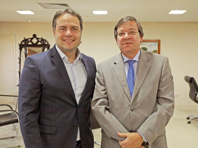 Presidente do TJ/AL visita governador e discute questões orçamentárias