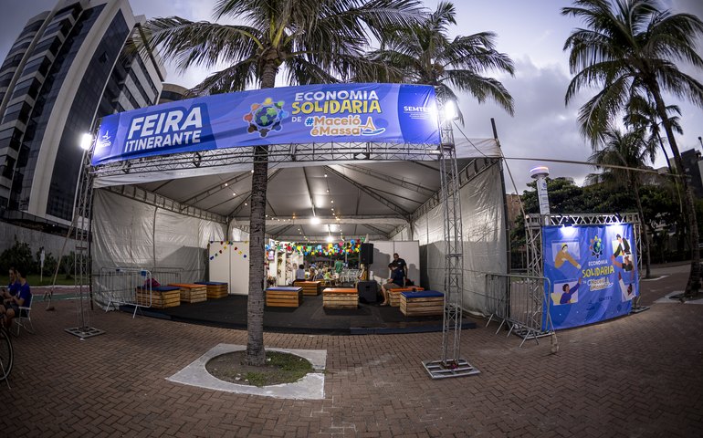 Empreendedoras da Economia Solidária encontram no artesanato novo significado de vida