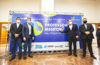 Professor Mentor: inscrições para 11 mil bolsas inéditas terminam no próximo dia 19