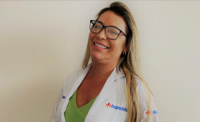 Cláudia Pinto, ginecologista do Sistema Hapvida Maceió