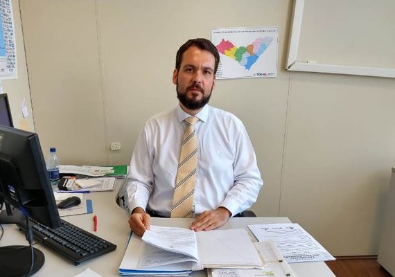 Procurador de Contas analisa mudanças na legislação sobre licitações públicas