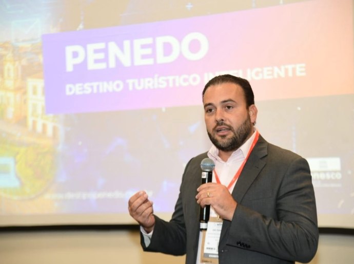 Prefeitura apresenta Penedo como Destino Turístico Inteligente na maior feira de turismo da América Latina