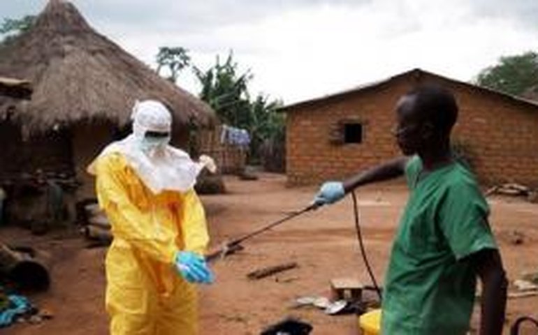 Ebola: vacina será testada na África em janeiro, diz OMS