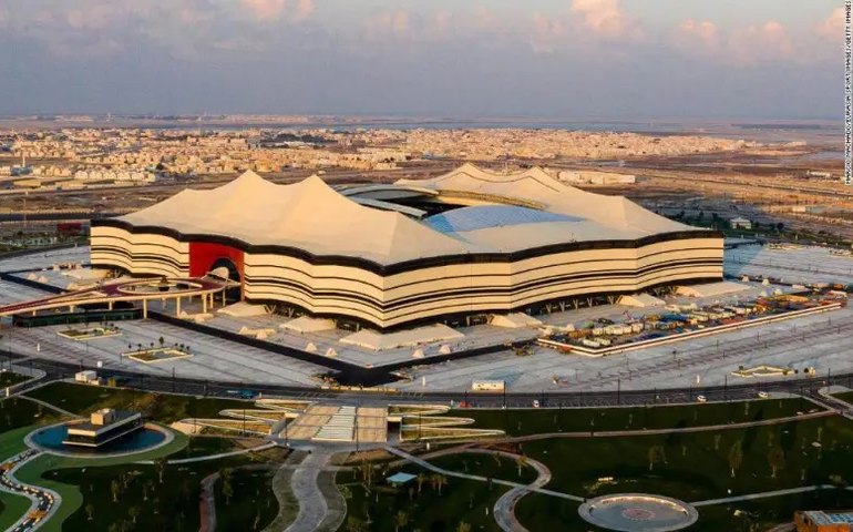 Catar prende trabalhadores após protestos e alimenta desconfiança antes da Copa
