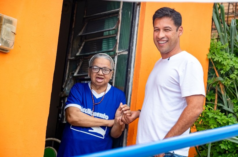 Vice-prefeito Rodrigo Cunha acompanha obras do Brota na Grota no Jacintinho