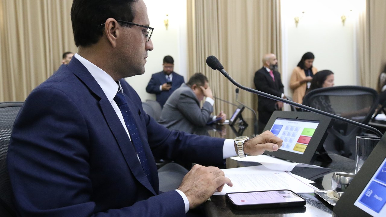 Deputados analisam 18 vetos constantes na Ordem do Dia