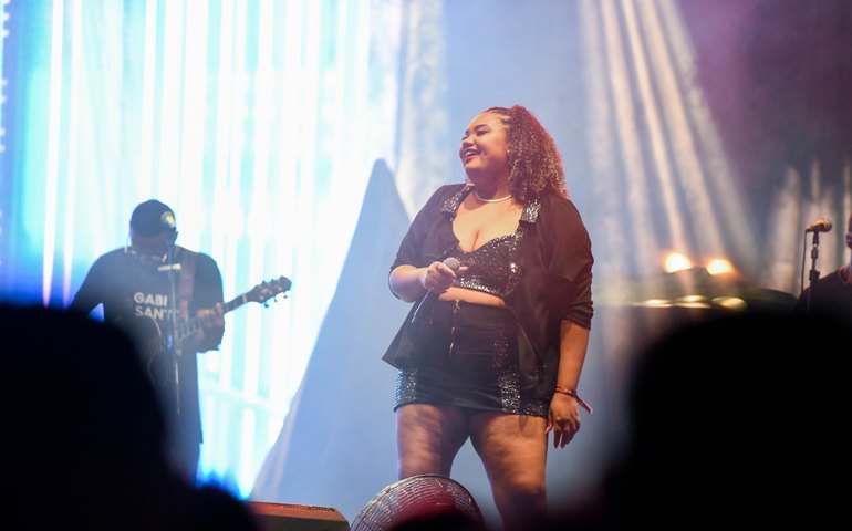 Gabi Santos: A Ascensão da Voz Sertaneja de Guapimirim