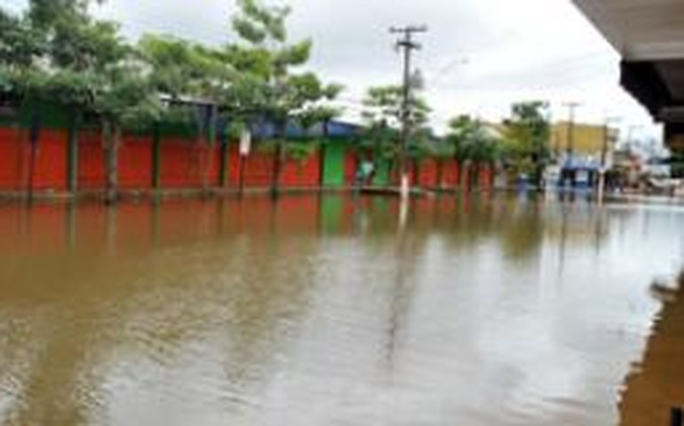 Ministério declara situação de emergência em municípios atingidos pelas chuvas