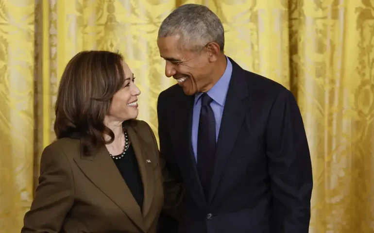 Eleições EUA: Barack Obama e Michelle anunciam apoio à candidatura de Kamala Harris