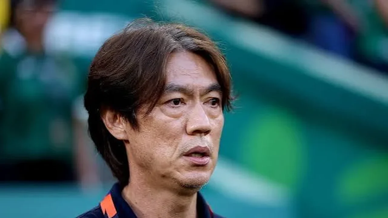 Polícia faz operação na associação de futebol da Coreia do Sul por investigação sobre contratação de ex-técnico da seleção