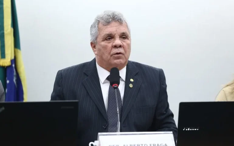 Deputado defende penas mais rígidas contra o crime organizado; ouça a entrevista