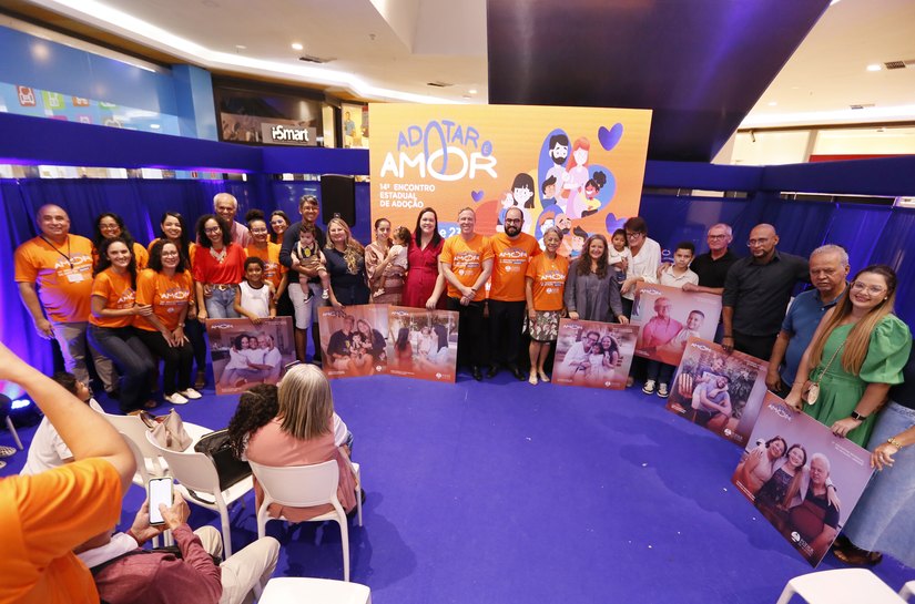 Famílias se emocionam no encerramento do 14º Encontro Estadual de Adoção
