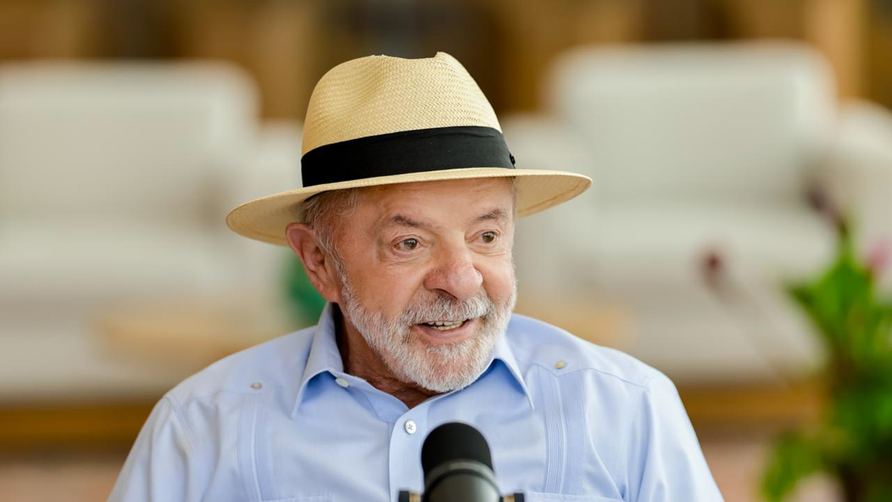 Pelo PT, Lula busca reeleição com foco em pautas sociais