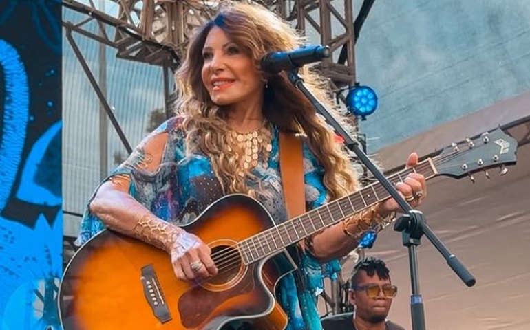 Elba Ramalho, Jorge de Altinho e Amazan entram para a Calçada da Fama do Forró em Caruaru